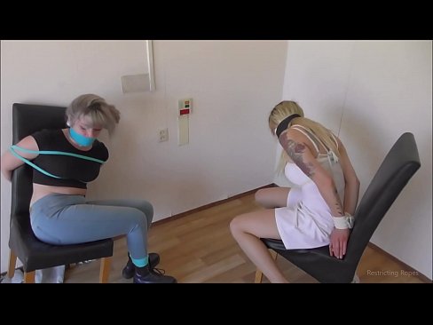 ❤️ E varur / e lidhur dhe e gojës / vajzë në ankth ️❌ Video seksi tek ne ❌