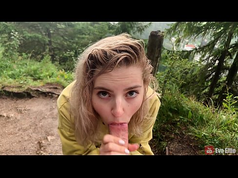 ❤️ Vajza gëlltitet sperma pas një blowjob publike - Eva Elfi ️❌ Video seksi tek ne ❌